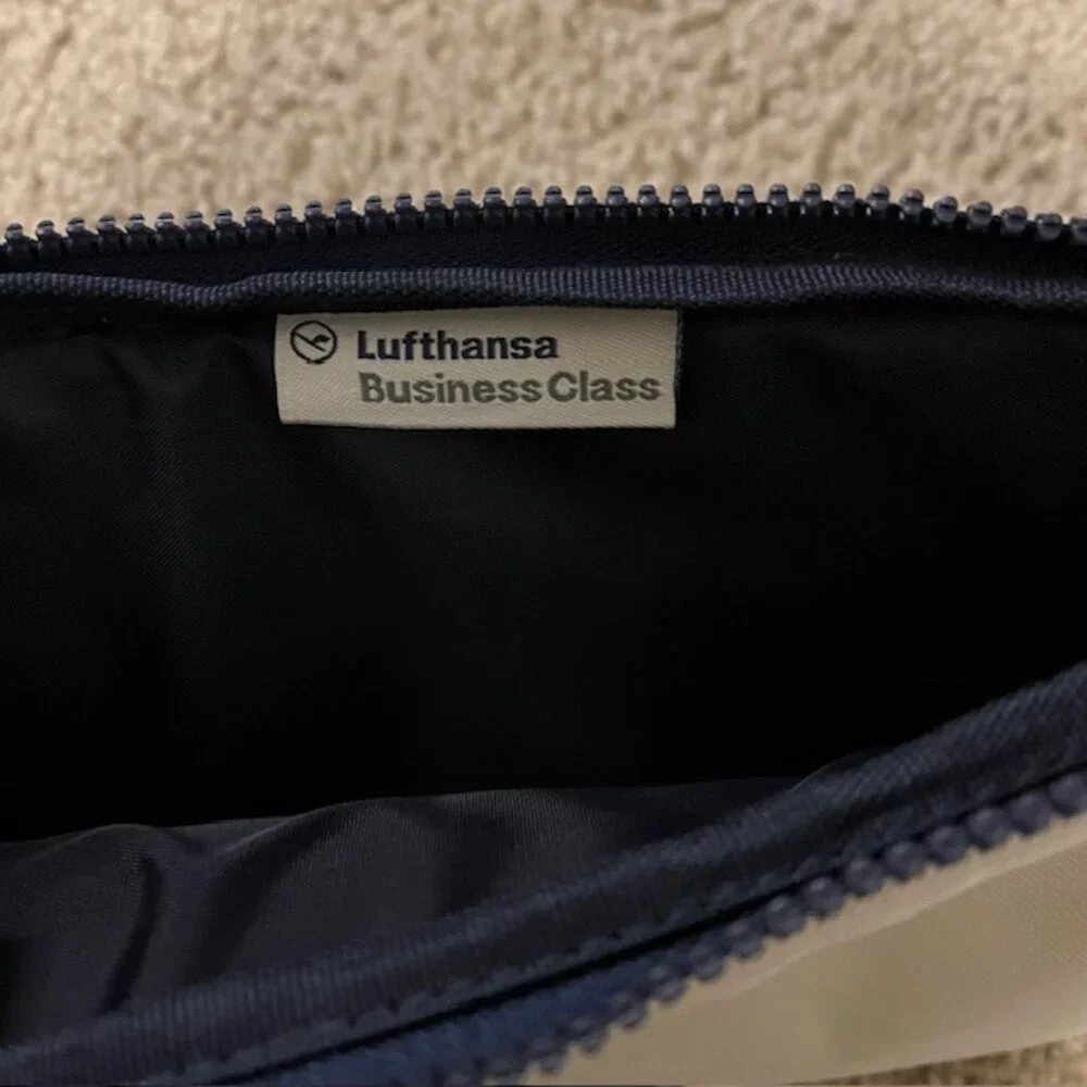 Samsonite Lufthansa Travel Bag Toiletry Case Amenities Kit